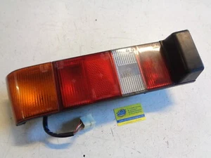 FANALE POSTERIORE SINISTRO LANCIA BETA TREVI - DAL 80 AL 84 - SIEM - ORIGINALE - Foto 1 di 3