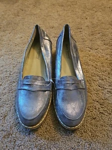 Henry Ferrera Pewter/Silver Loafer Wmns Sz 8.5 - Picture 1 of 7