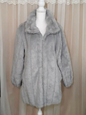 Roaman's Short Faux Fur Coat ~ L (18w-20w) ~ Stand Collar, Zip Front, 2 Pockets  Foto 1 de 4