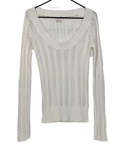 Old Navy Perfect Fit Women's White Long Sleeve Pullover Sweater Sz M - Picture 1 of 2