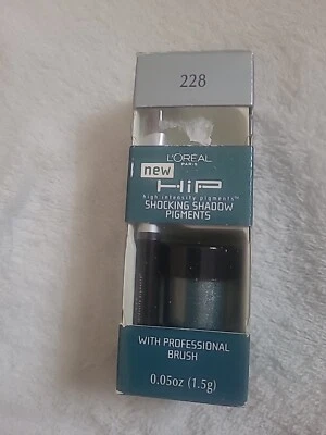 Loreal Paris HIP Shocking Shadow Pigments 228 Striving / Brush Discontinued  - Image 1 of 4