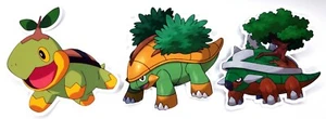 Turtwig, Grotle, Torterra - Set di 3 adesivi in vinile Pokemon Evoluzione - Foto 1 di 7