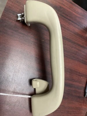 MAZDA 6 GJ1/GL MK3 MANIJA DE AGARRE DE TECHO INTERIOR SE ADAPTA A LA PARTE TRASERA IZQUIERDA O DERECHA 2012 Foto 1 de 4