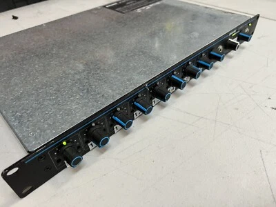 Shure SCM810 8-Channel Automatic Microphone Mixer w/Intellimix Rack Mountable - Image 1 of 4