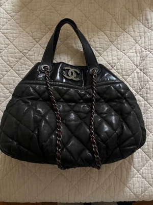 vintage chanel bag authentic used crossbody - Image 1 of 4