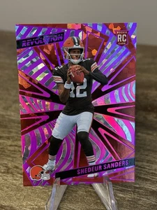 Fútbol Panini Revolution 2025 Shedeur Sanders Pink Swirl/35 - Imagen 1 de 6