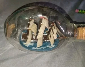 Vintage / SHIP IN BOTTLE / Square Rigger 5 'Pinch - Picture 1 of 7