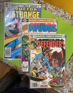 Marvel Comic Group (3) Fumetti Assortiti Dr Strange/Defenders G-Xf - Foto 1 di 19