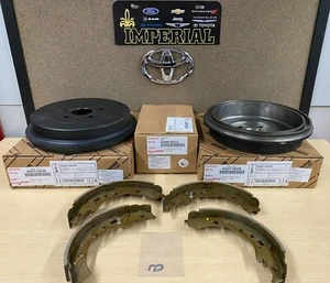 2009-2019 Corolla Toyota genuino fabricante de equipos originales tambores y zapatos freno trasero (América del Norte) - Imagen 1 de 6