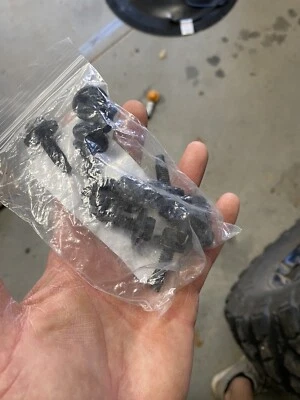 Ford Bronco 1979 pernos 40-0246 Foto 1 de 2