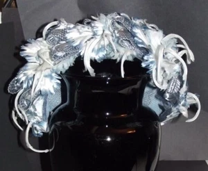 Vintage ANDREA FASHIONS WOMENS FLAPPER HAT VINTAGE MILLINERY FLOWERS & FEATHERS - Picture 1 of 9