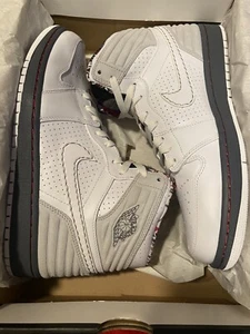 New Mens Size 10.5 Nike Air Jordan 1 Retro 93 “Bugs Bunny” 580514-107 White RARE - Picture 1 of 11