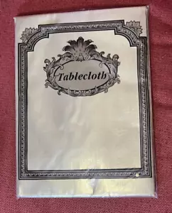 Vintage NOS 60x102" länglich gold glänzend Tischdecke maschinenwaschbar Taiwan Sitze 8-10 - Bild 1 von 4