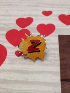 Pin's Pins Pin Enamel 9 Magasins Vêtements "Z" 200 e - Picture 1 of 1
