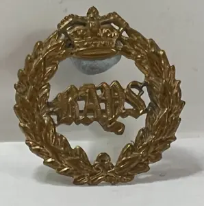 1881-1901 2nd Dragoon Guards  Sweetheart brooch made From Collar Badge 31x30 MM - Picture 1 of 3