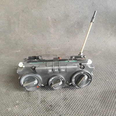 2010 AUDI A3 AQUECEDOR CONTROLE CLIMÁTICO COM INTERRUPTOR DE ASSENTO AQUECIDO 3C2820045A #1 - Imagem 1 de 4