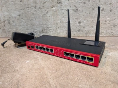 MikroTik  RouterBOARD Gigabit Wireless Router (RB2011UiAS-2HnD-IN) TESTED!! - Image 1 of 4