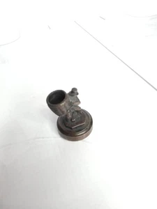 La Piccola Figura Con Cesto - Bronzo Tedesco o Austriaco "Manomissione Pipa" - Foto 1 di 5