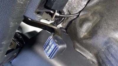 PEDAL DE FREIO DE EMERGÊNCIA NISSAN TITAN 2019 439647 - Imagem 1 de 4