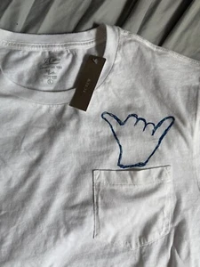 J. Camiseta esencial Crew "Hang Loose" grande $48 - Imagen 1 de 3