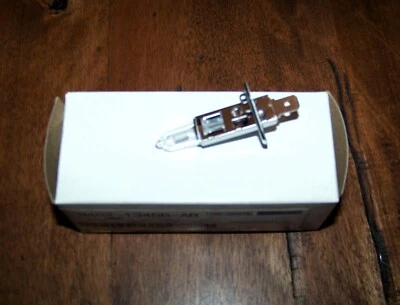 NEW FORD MERCURY OEM BULB F150 FOCUS EXPLORER GRAND MARQUIS 94BZ13466AB - Image 1 of 2