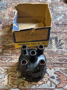 NOS GP EP-44 Distributor Cap GM 4/6-Cyl 2.5L 250 292 Chevy Pontiac OEM - Picture 1 of 7