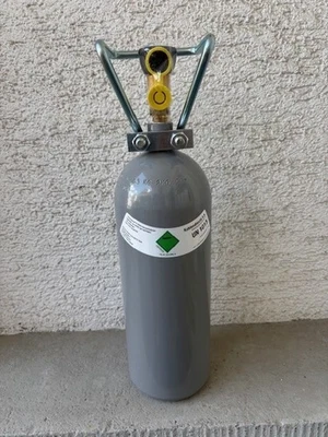 Kohlensäure CO2 2KG Kohlendioxid E290 Soda FÜLLUNG im Tausch oder Kauflasche NEU - Bild 1 von 3