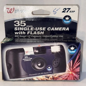 Flash Disposable Film Camera 35mm Walgreens 27 exp- expired 2014 800 Speed - Picture 1 of 4