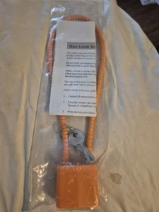 Gun Lock, Cable Style, 2 Keys, Red Cable, Regal R15SC - Picture 1 of 2