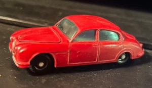 LESNEY/MATCHBOX-#28-MK 10 JAGUAR-silver MOTOR-lifting hood-nr/mint - Picture 1 of 5