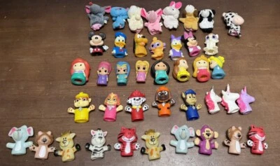 Lote Mixto De 41 Títeres De Dedo - Peluche, Disney, Patrulla Canina, Princesas Y Animales Foto 1 de 4