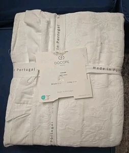 DOCOFIL Portugal Blanco Matelassé REINA Algodón Floral Cobertor | Borde con Volantes - Imagen 1 de 3