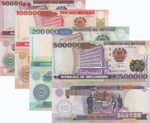 Mozambique Set 4 Pcs 50000 - 200000 500000 M. 1993-2003 P 138 139 141 142 UNC NR - Picture 1 of 3