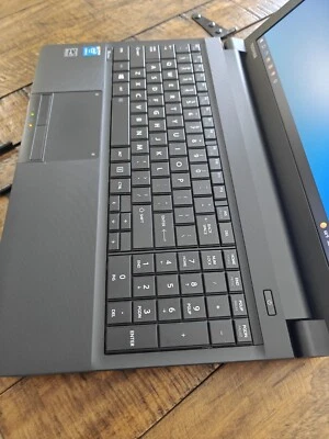 Toshiba Tecra A50-A Intel Core i3-4300M 2.4GHz CPU 16GB 1TB SSD 16" Wins 11 Pro. - Imagem 1 de 4