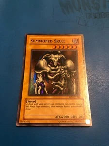 Yugioh Super Rare Summoned Skull RP01-DE024 - Bild 1 von 2