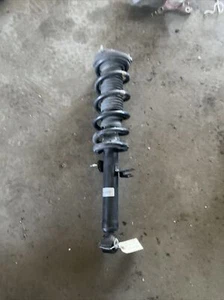 07-11 Infiniti G35 Front Passenger Shock And Coil Spring E6110-JK01B - Picture 1 of 9