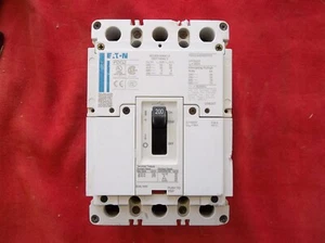 EATON PDG23G0200TFFL circuit breaker 11 21 c - Picture 1 of 3