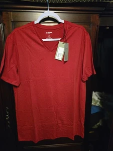 New Goodfellow Red Every Wear  T-Shirt V-neck Short Sleeve Size Large/Tall - Picture 1 of 3