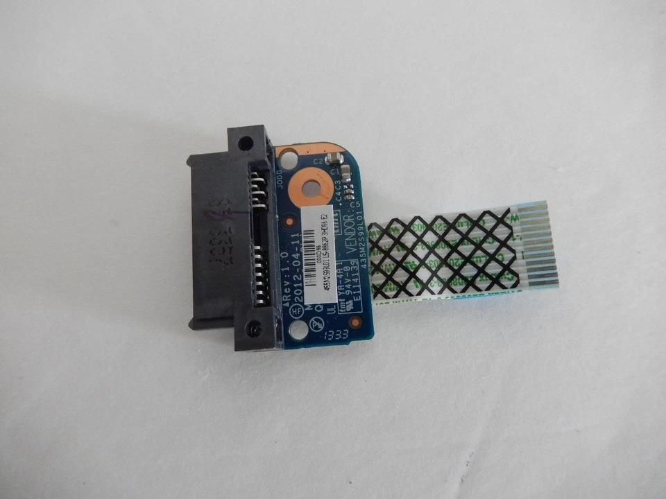 Samsung NP355V5C Optical DVD Drive SATA Connector LS-8862P - Image 1 of 1