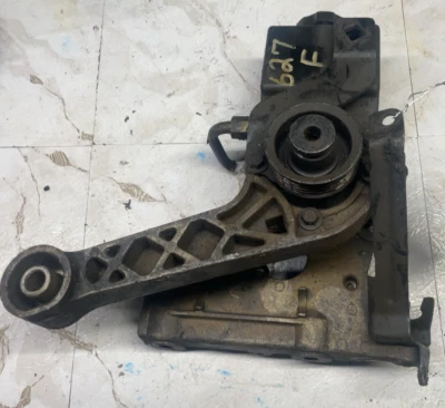 87-90 OLDS CALAIS 88-89 SKYLARK Power Steering Pump/motor Reservoir Assembly OEM - Image 1 of 4