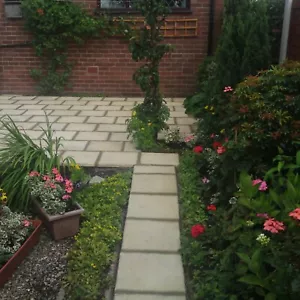Old style paving flag stones, patio slab - Picture 1 of 4