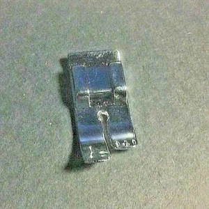 ¼” Straight Stitch Snap-On Foot That Fits Baby Lock Sewing Machines Most Models - Picture 1 of 7