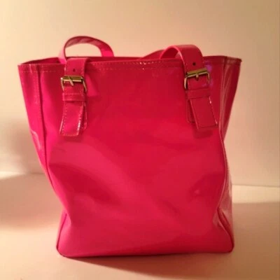 Bolso cubo rosa caliente para mujer, Neiman Marcus Foto 1 de 4