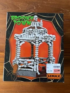 2007 Lemax Spooky Town Skelett Pavillon Tisch Akzent NICHT MEHR PRODUZIERT EUC!! - Bild 1 von 7