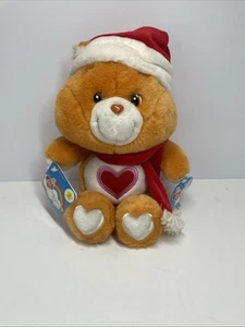 Peluche Vintage Care Bears 20th Anniversary Tenderheart Bear Natale Babbo Natale 14" Nuovo con etichette - Foto 1 di 9