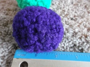 NEU - Menge 3 handgefertigte gehäkelte Katze Puff Ball Spielzeug - Bild 1 von 2