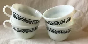 4er Set Pyrex Weiß Milchglas Old Towne Blau Zwiebel Kaffeetassen Tassen C Griff - Bild 1 von 8