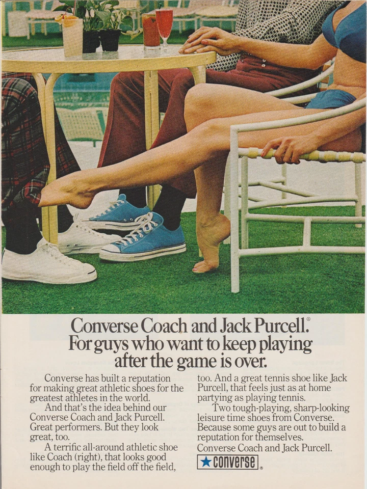 Zapatos Converse Coach Jack Purcell 1973 - Bikini niña juega pie - Anuncio impreso Foto 1 de 1