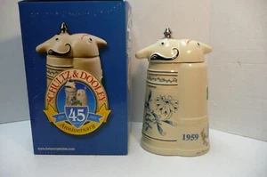Utica Club Schultz and Dooley 45th Signed Anniversary Beer Stein - Picture 1 of 10