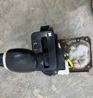 Toyota Land Cruiser 1998-2000 4x4 transmisión automática conjunto de palanca de cambios Foto 1 de 4